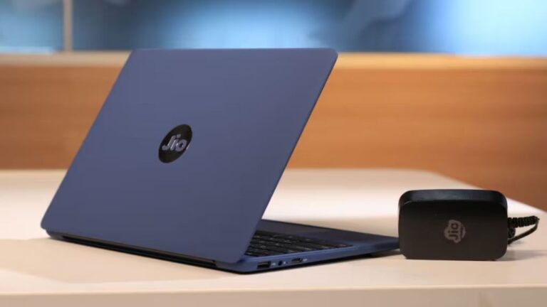 jio book laptop