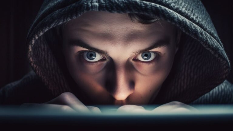 Cyber Crime Alert: क्राइम को रोकने के लिए सरकार ने कर दिया नया अलर्ट जारी इस नंबर से कॉल आए तो बोलकर भी ना करें रिसीव