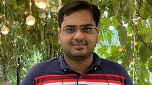 Millionere Formula: 20 साल के करोड़पति लड़के ने दिया करोड़पति बन्ने का फ़ॉर्मूला, किताबे पढने और जल्दी उठने के लिए किया मना 2 Millionere Formula: 20 साल के करोड़पति लड़के ने दिया करोड़पति बन्ने का फ़ॉर्मूला, किताबे पढने और जल्दी उठने के लिए किया मना
