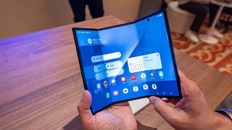 Samsung's 2026 Foldable Lineup Could Feature New Camera Suppliers