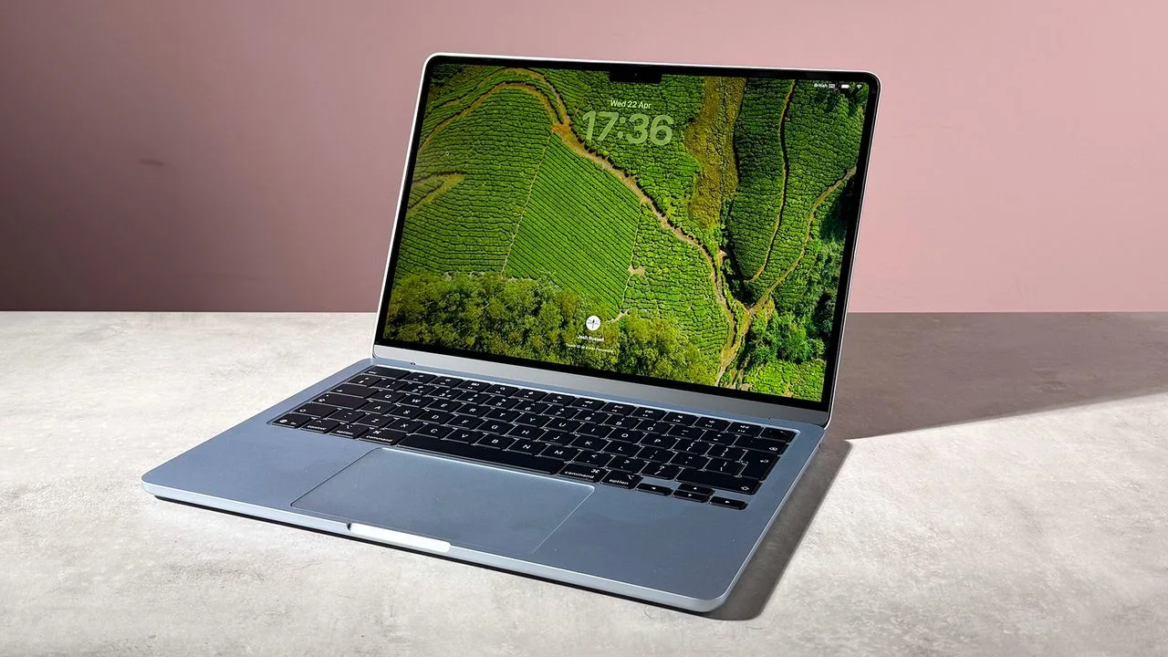 Is It Time to Move Beyond the MacBook? Why Modular Laptops Are Gaining Attention 1 Is It Time to Move Beyond the MacBook? Why Modular Laptops Are Gaining Attention