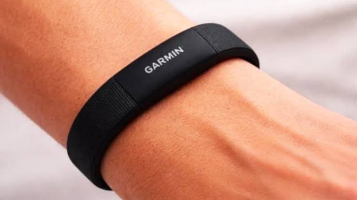 Garmin Cirqa Spotted on Garmin’s Website Again: Is the Screen-Free Fitness Tracker Launch Finally Near?